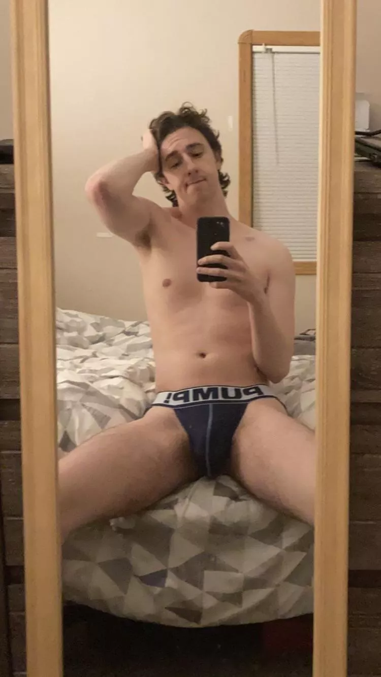 Who wants to play? Who wants to play?