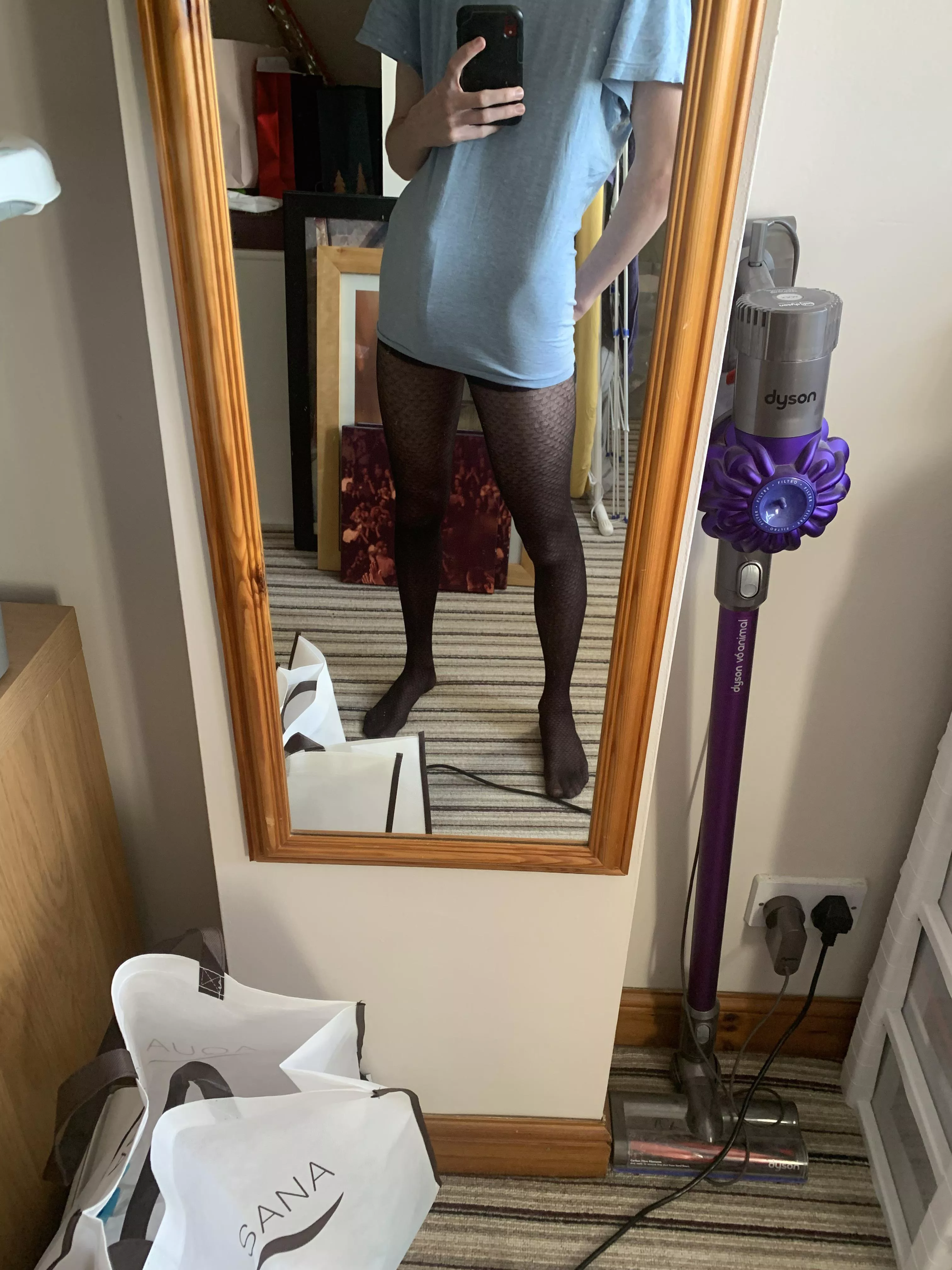 Who wants to ride my 8 inch dick?