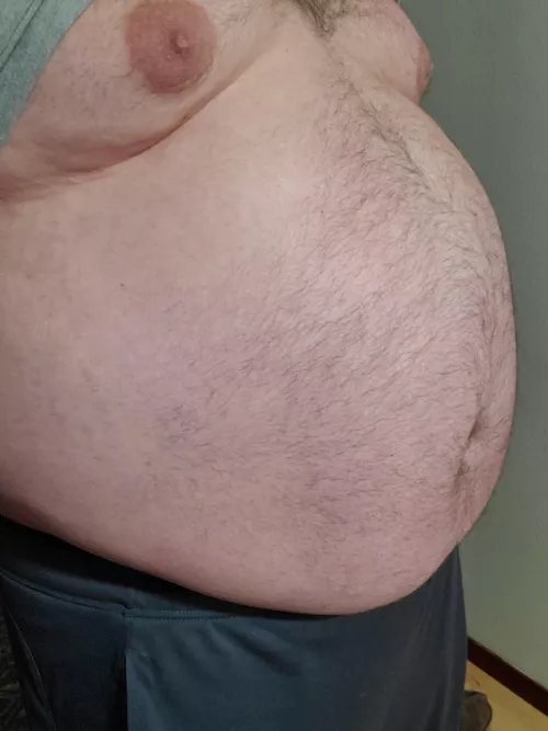 Who wants to rub me down before bed? We don't have to go to sleep;) DMs open