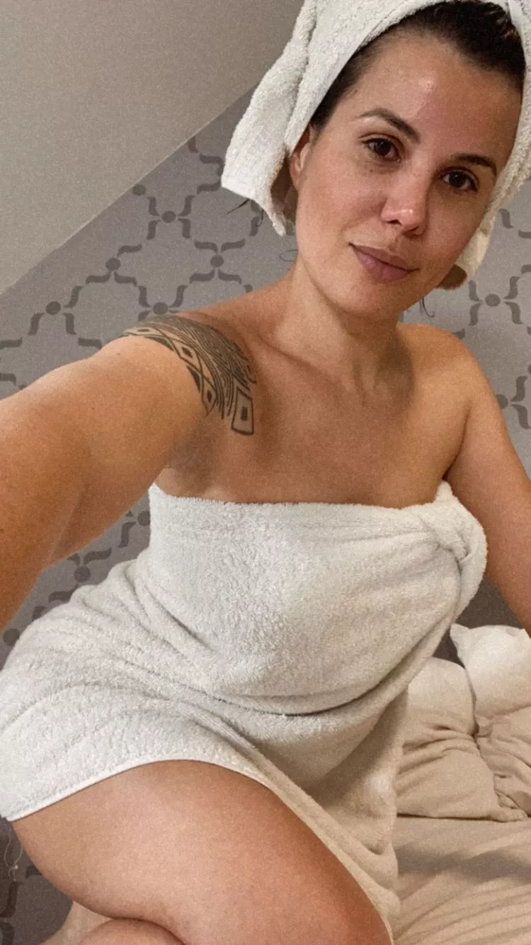 who wants to shower with me?