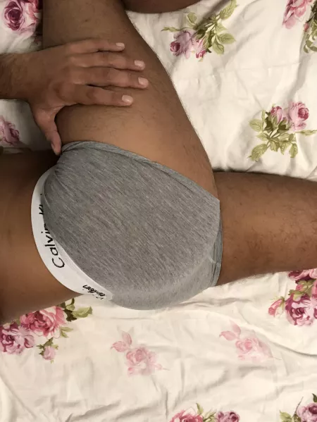 Who wants to spank me and cum on my a$$? ππ