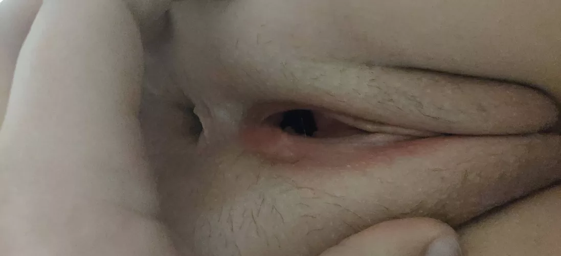 Who wants to stuff my gaped pussy?