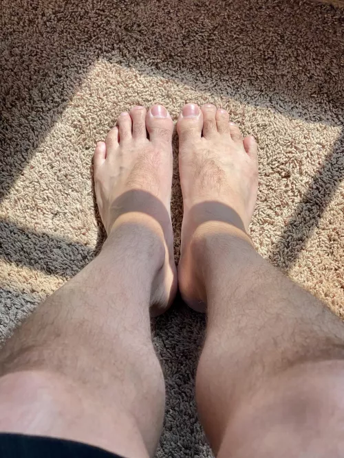 Who wants to touch, tickle and suck on my size 13’s?