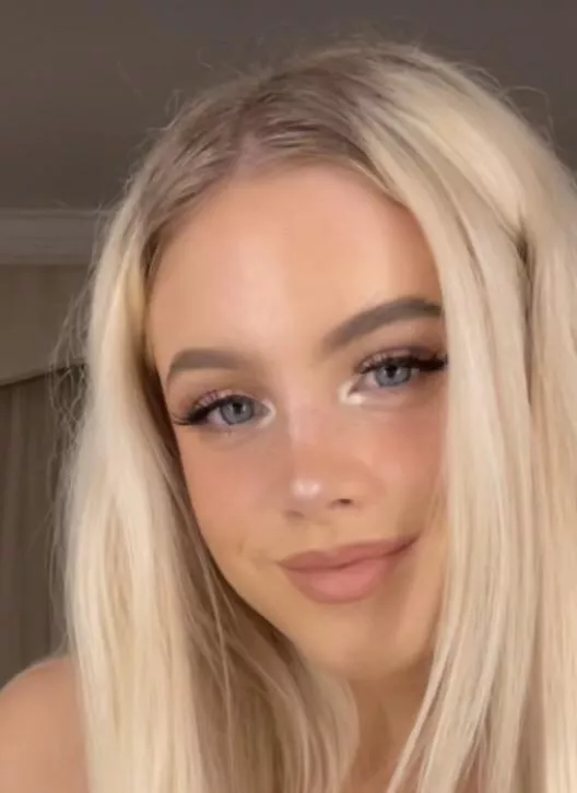 Who wants to trib? Kik geckohide