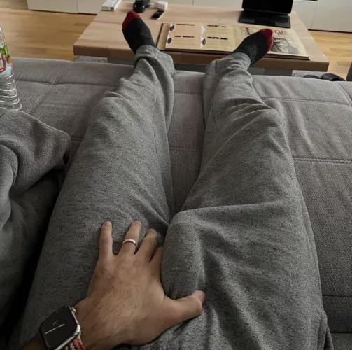 Who wants to unpack ?