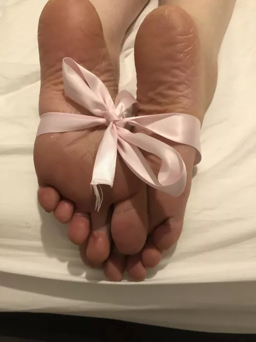 Who wants to unwrap my wifeโs feet?