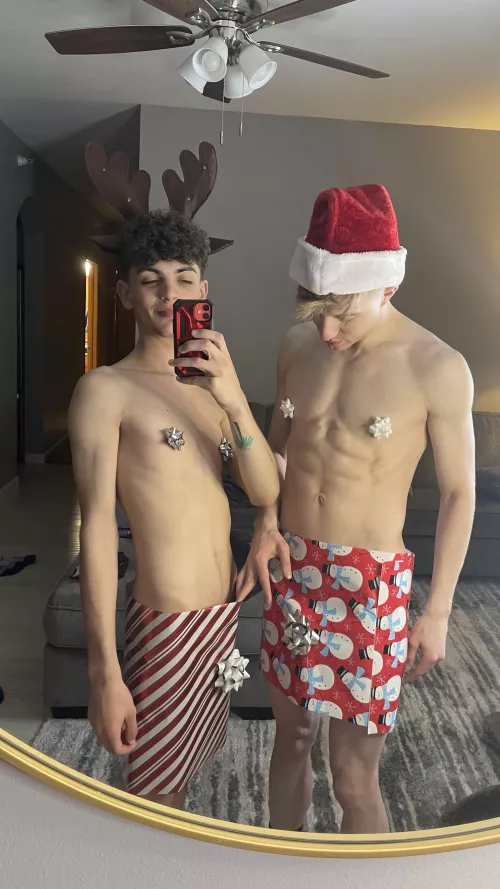 Who wants to unwrap us for Christmas? π