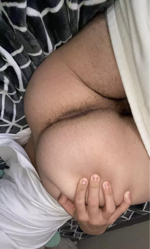 who wants to use me? who wants to use me?