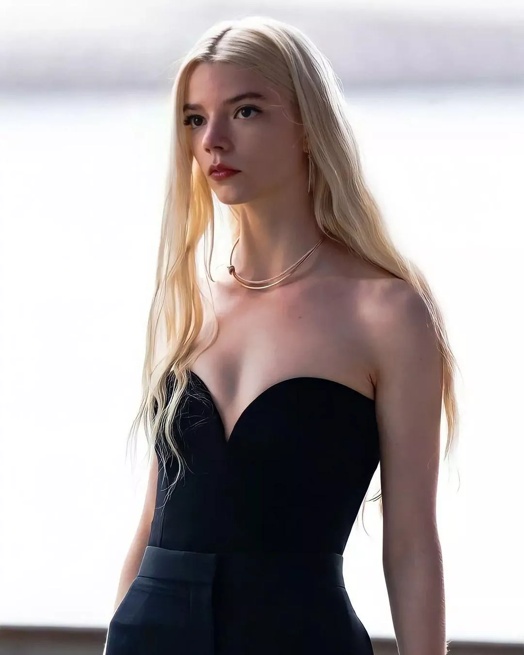 Who wants to watch me cum for Anya Taylor Joy Who wants to watch me cum for Anya Taylor Joy