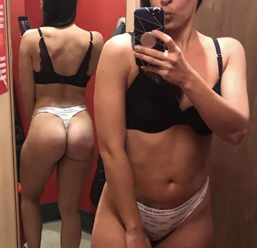 Who wants to workout with me π¦