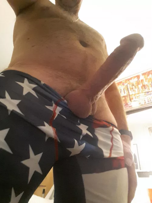 Who would cuddle with daddy . (50)