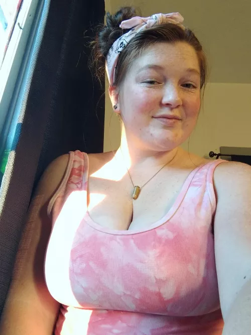 who would like to kiss my freckles for me?:)