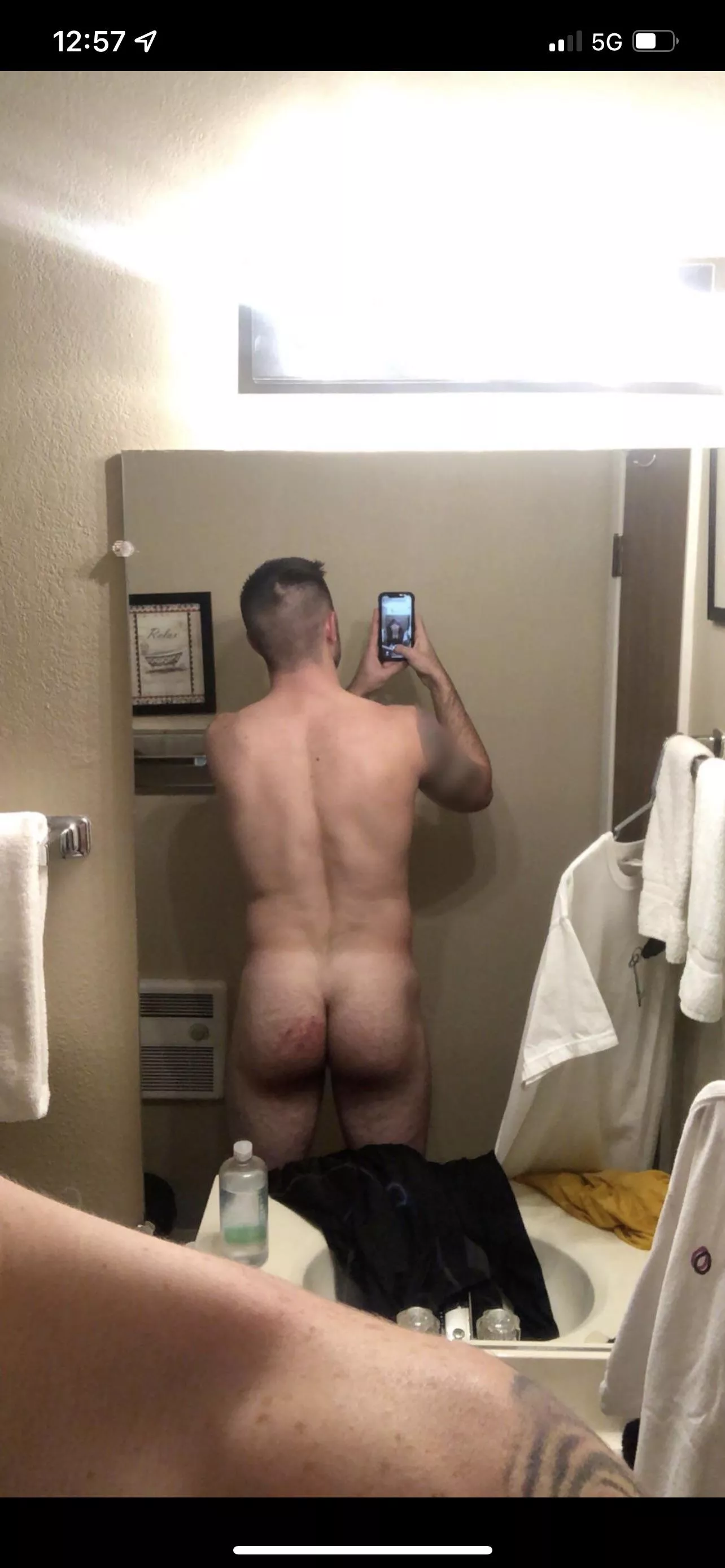 Who would rim me? Who would rim me?