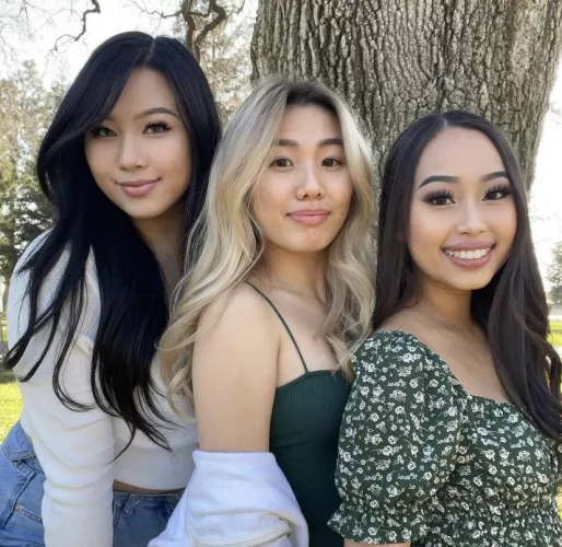 Who you cumming on [3]