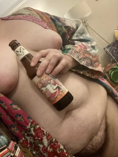 Whoβda thought a beer called Raging Bitch would get me fully tipsy before I finished my first one? π₯΄