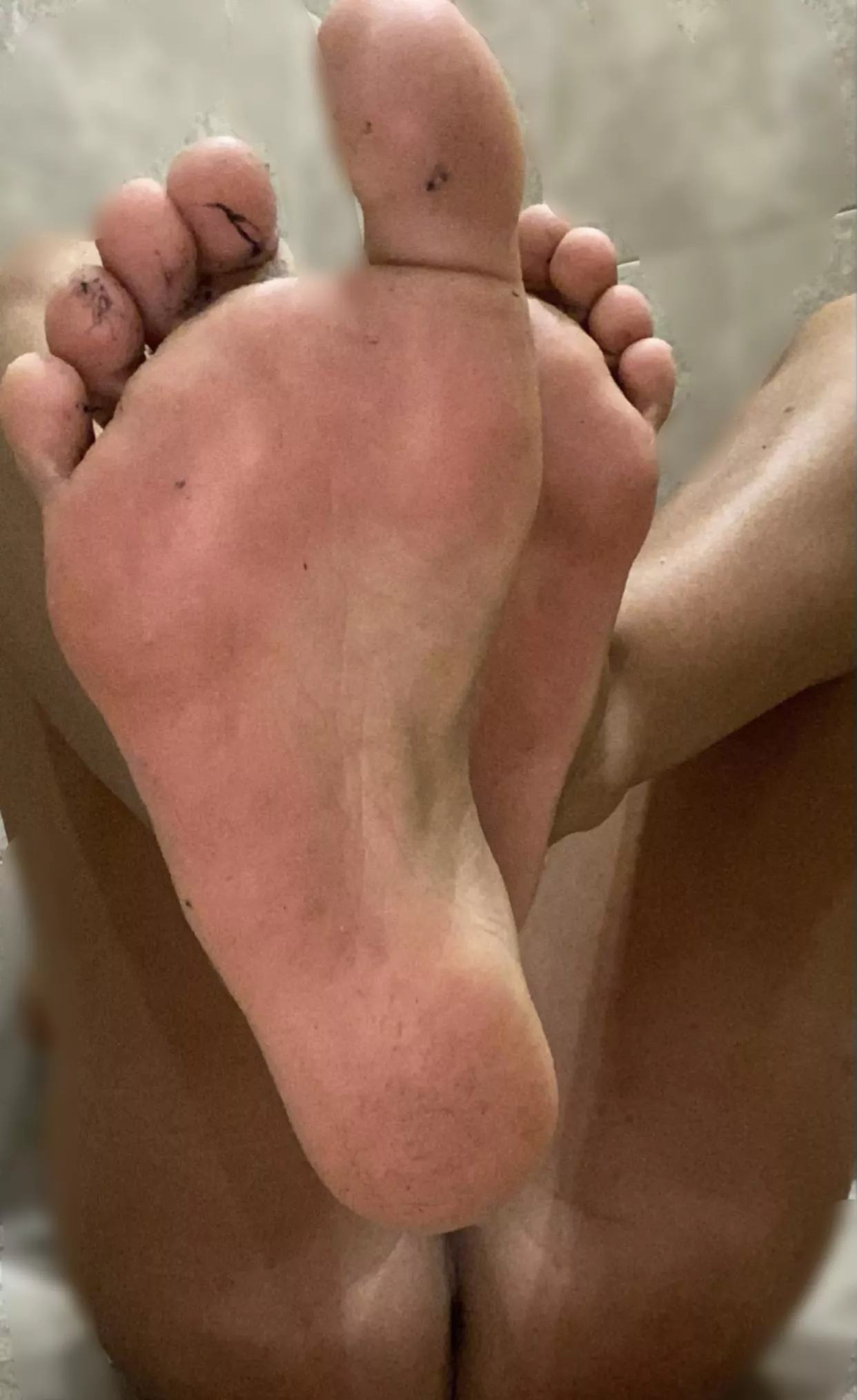 Who's cleaning my filthy feet? Who's cleaning my filthy feet?