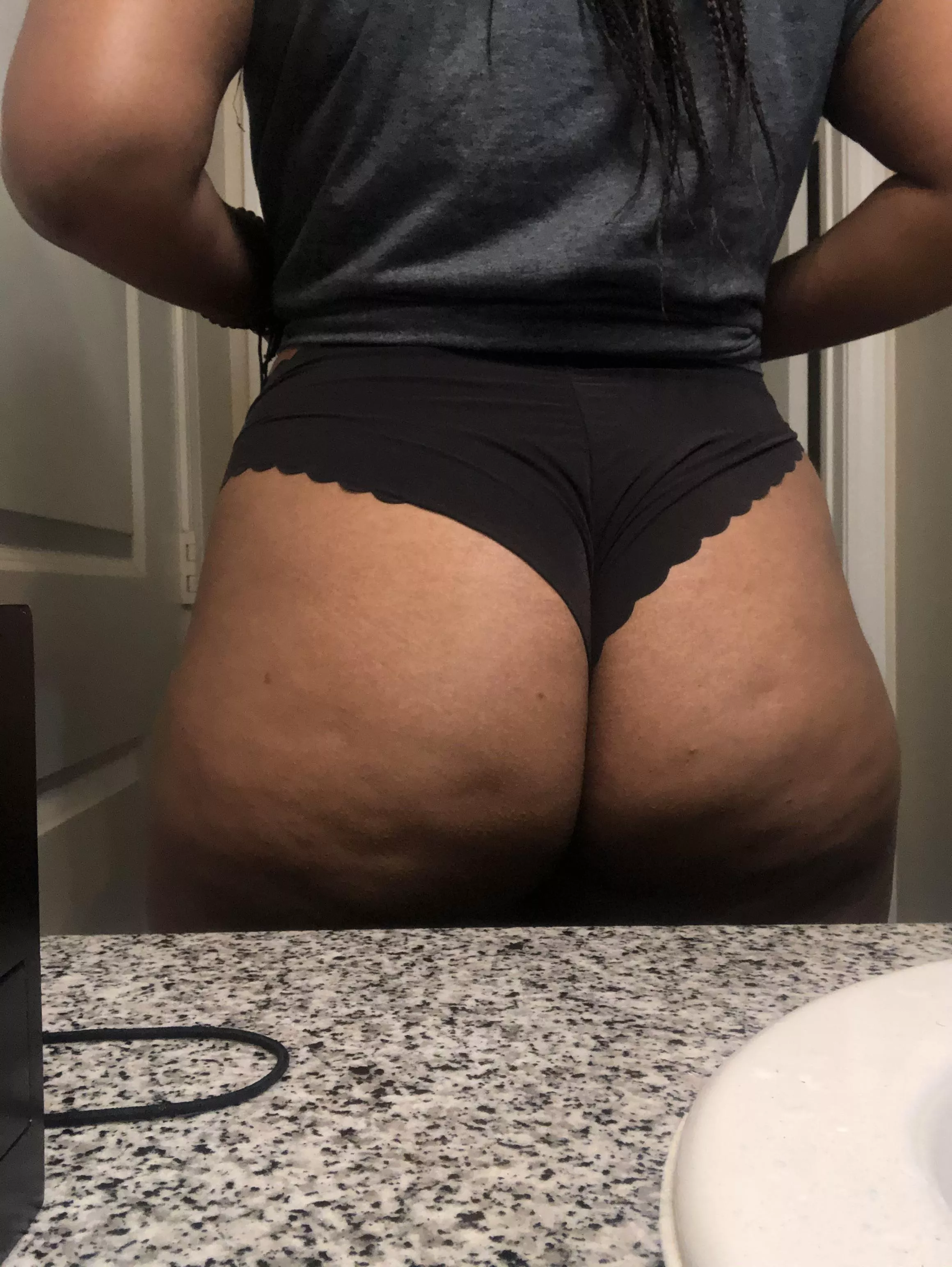 Who’s cumming to my ass? Who’s cumming to my ass?