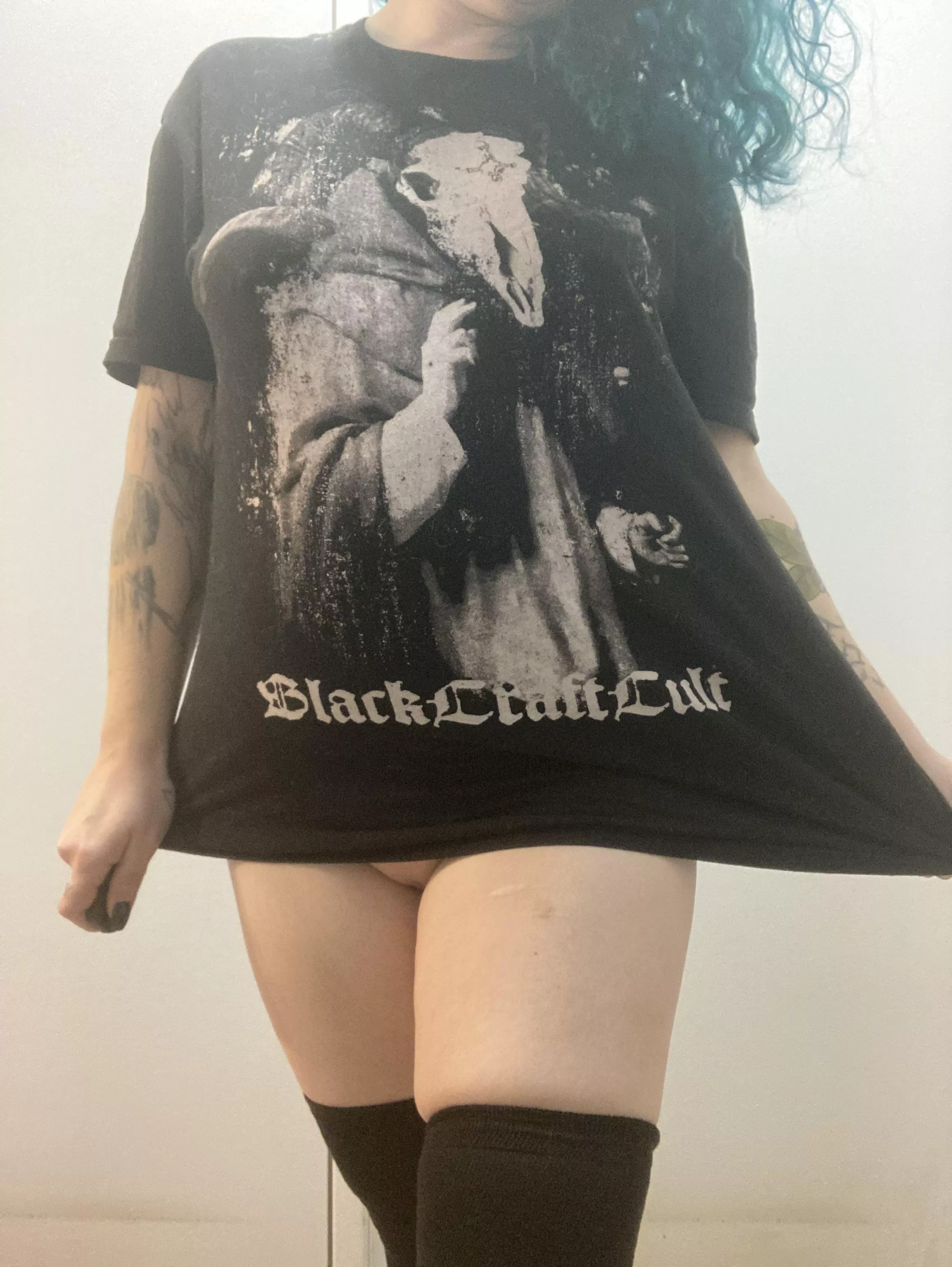 who’s down for cuddles and a movie? 🥺🖤 who’s down for cuddles and a movie? 🥺🖤