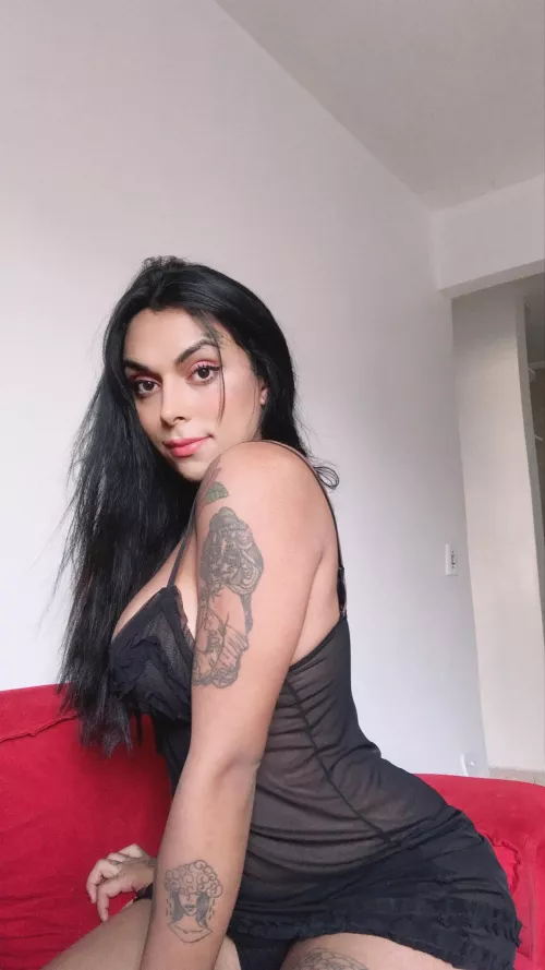 Who’s down to be my bitch