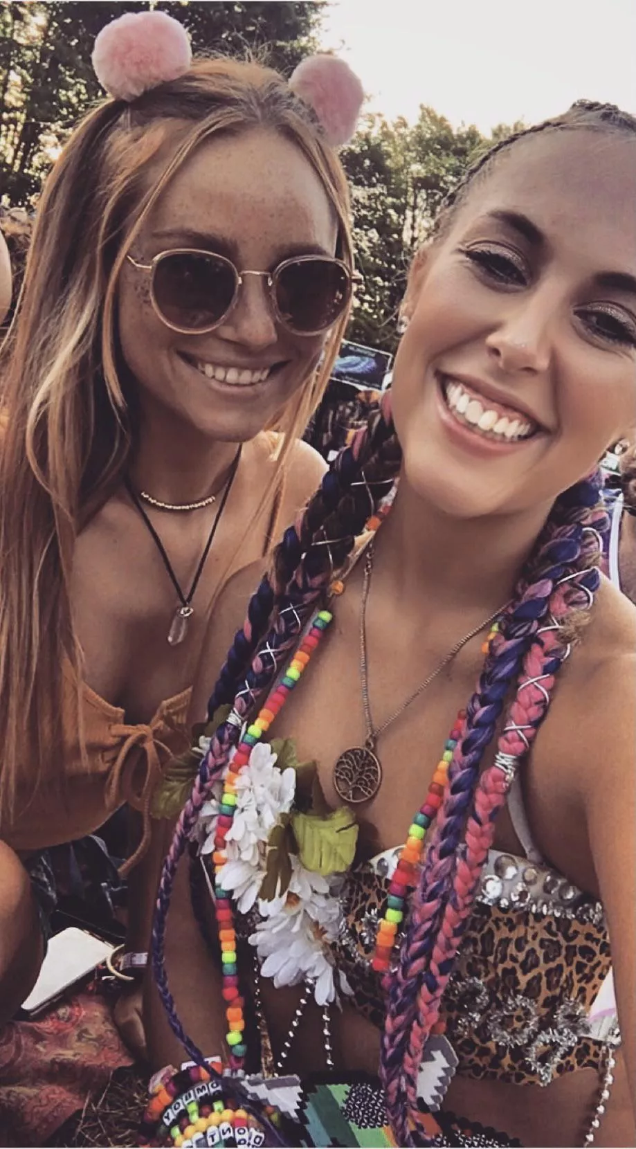 Whos going to ACL or EDCO. Let’s rage together 🕺🏼