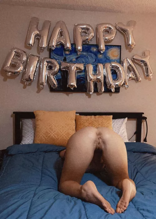 Whoβs going to give me the gift of watching her get railed this year?