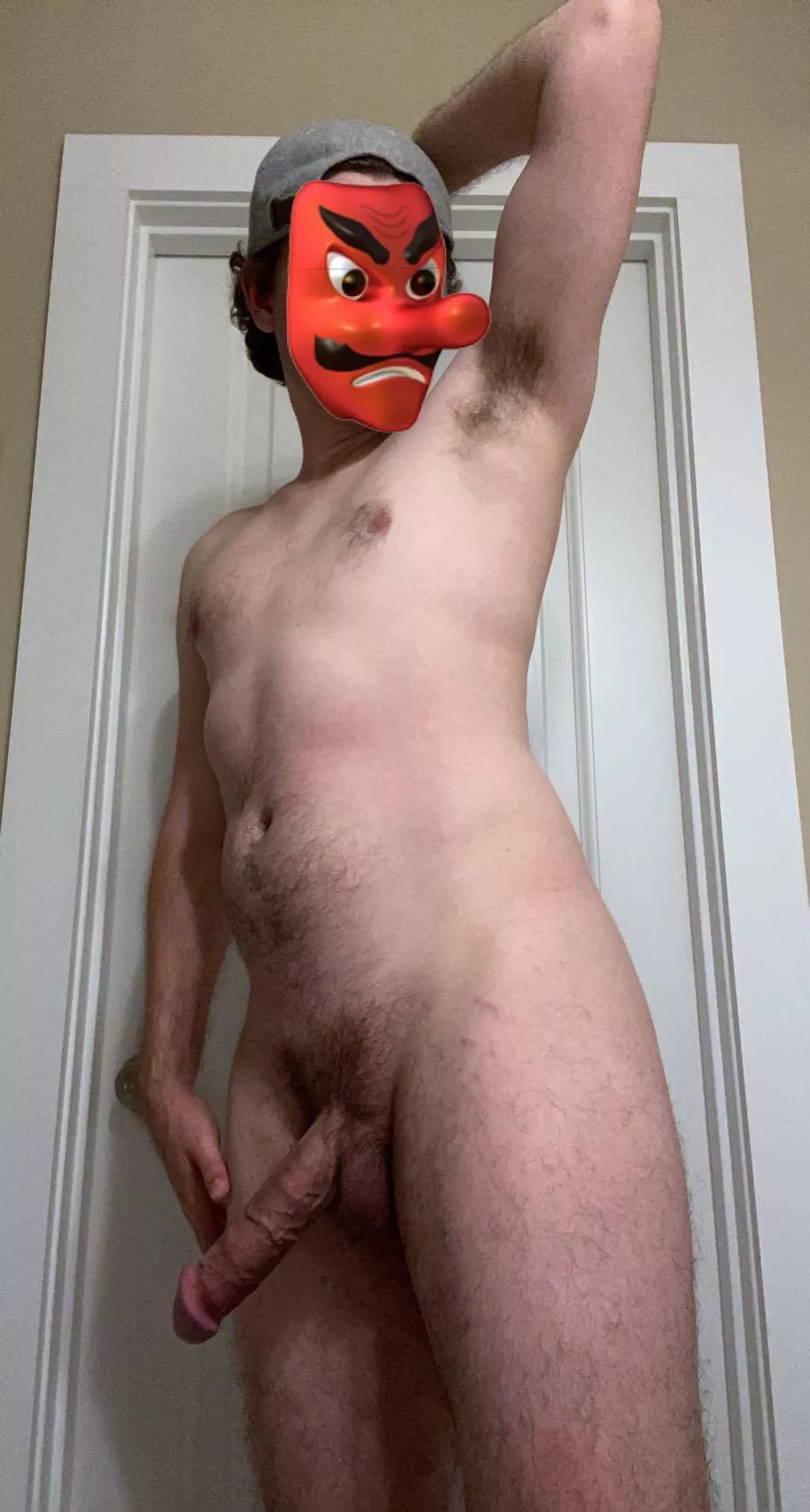 Who’s going to tame me?? DMs open :)