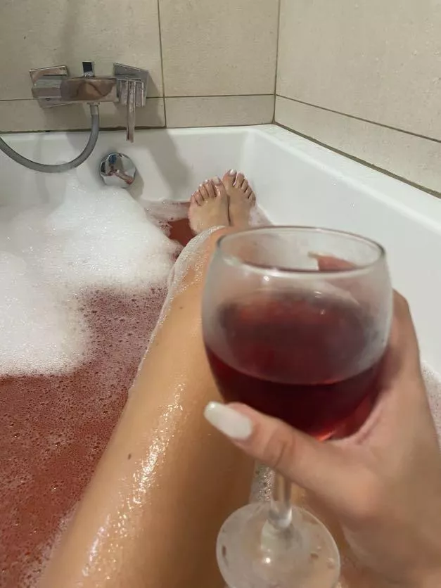 Who's going to wash them?😏 Who's going to wash them?😏