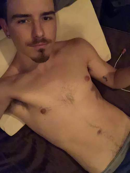 Whoโs joining me? Whoโs joining me?