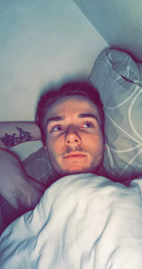 Whoโs joining me for the evening?