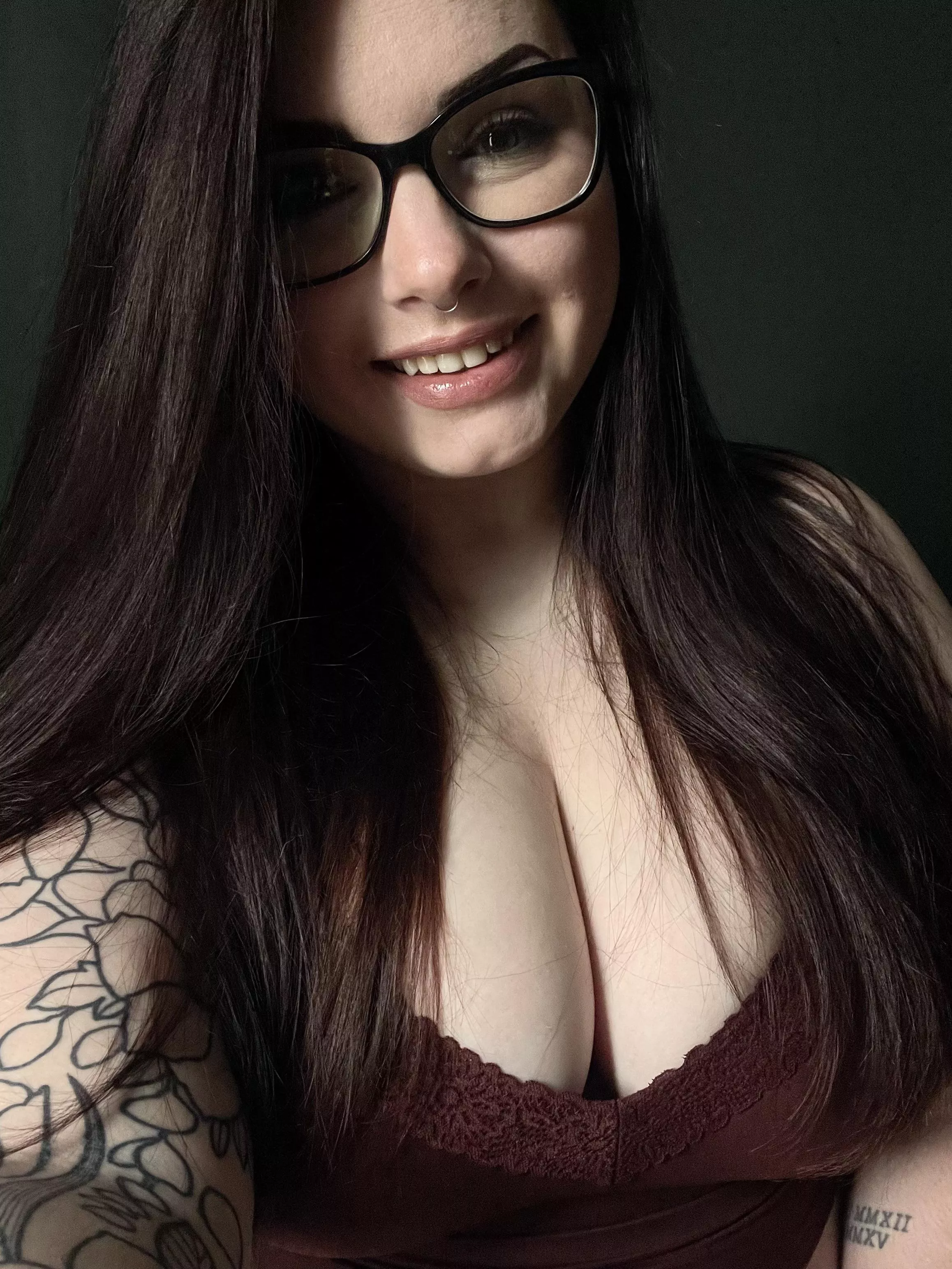 Why did the guy throw his clock out the window? He wanted to see time fly!