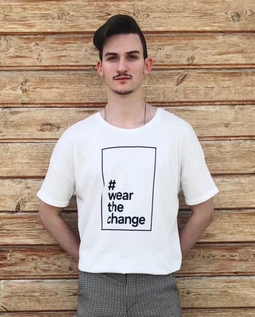 Why do i look 14 in this 😆