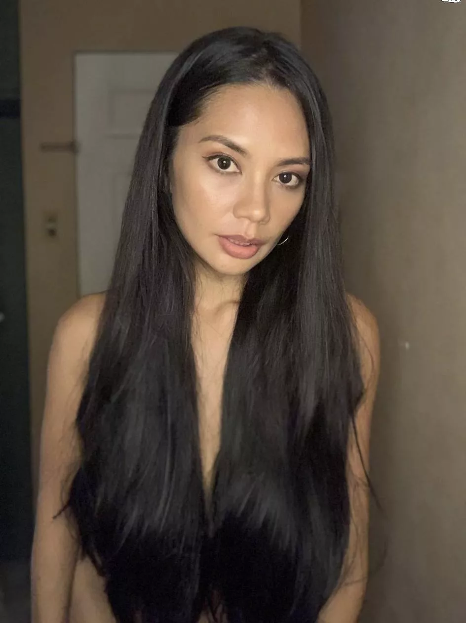 Why haven't you cum yet ? Why haven't you cum yet ?
