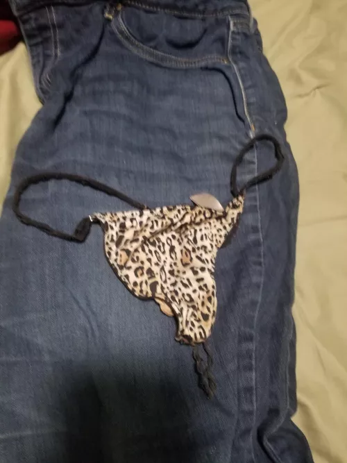 Wife Laid her Clothes Out Wife Laid her Clothes Out