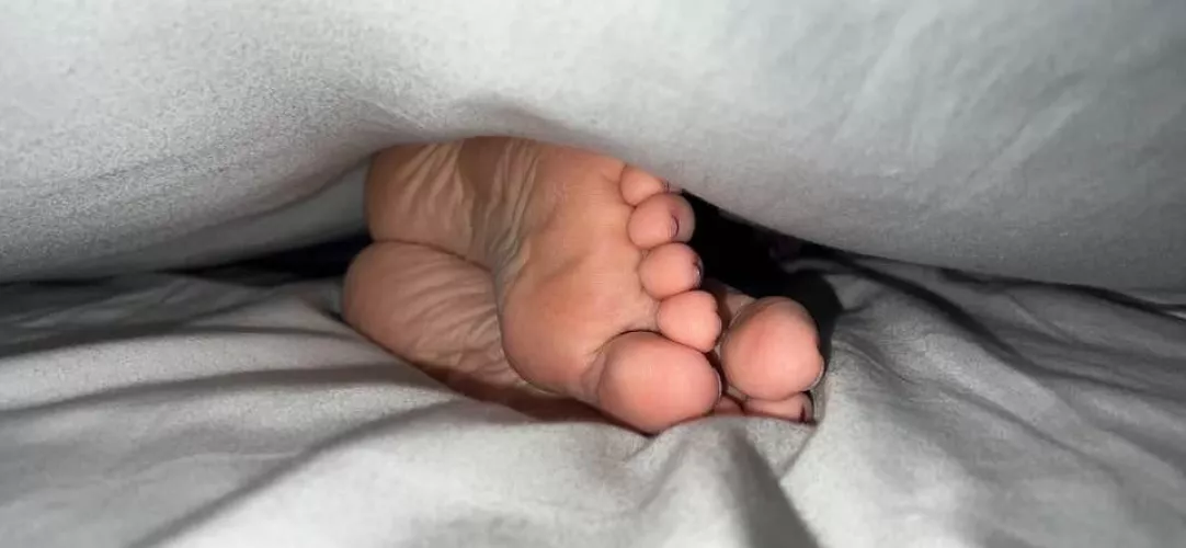 Wife loves it when I post pics while sheβs asleep