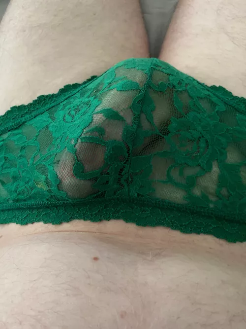 Wife’s away… Anyone wanna chat? Dm