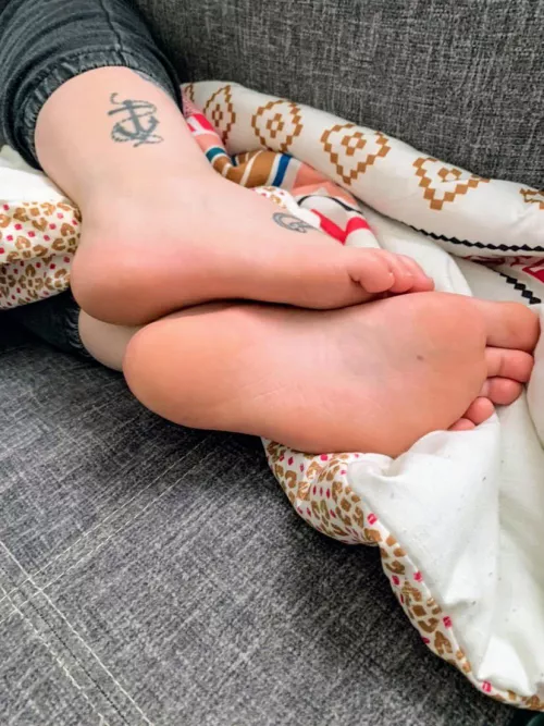 Wifeβs size 9 feet π¦Άπ»