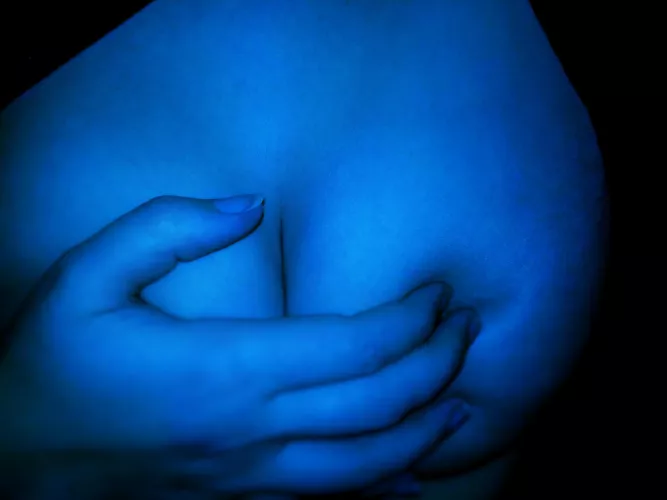 will a handbra help with the winter blues?