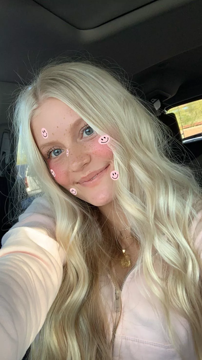 Will anyone tribute me? kik - ansleyhr i’ve got lots of pics! Will anyone tribute me? kik - ansleyhr i’ve got lots of pics!