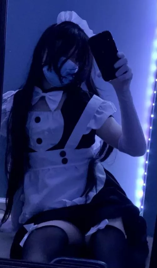 Will work for headpats : ) Will work for headpats : )