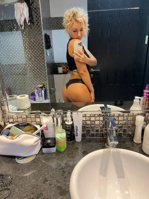 Will you arrange a party for Mommy?💖😈😈? Will you arrange a party for Mommy?💖😈😈?