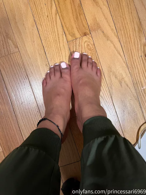 Will you break No Nut November for these toes? Will you break No Nut November for these toes?