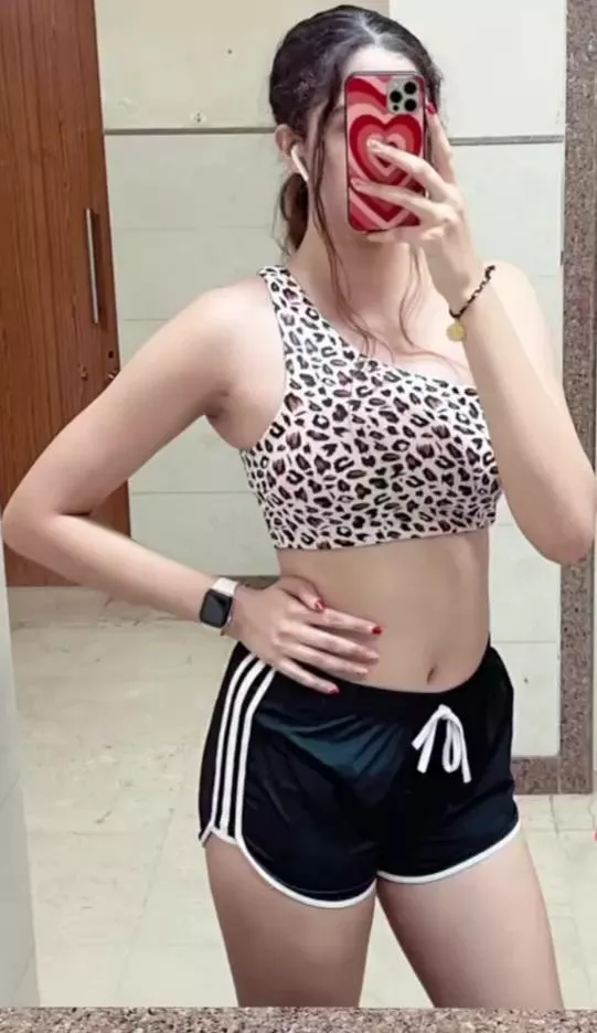 Will you fuck me on our first date ?? Will you fuck me on our first date ??