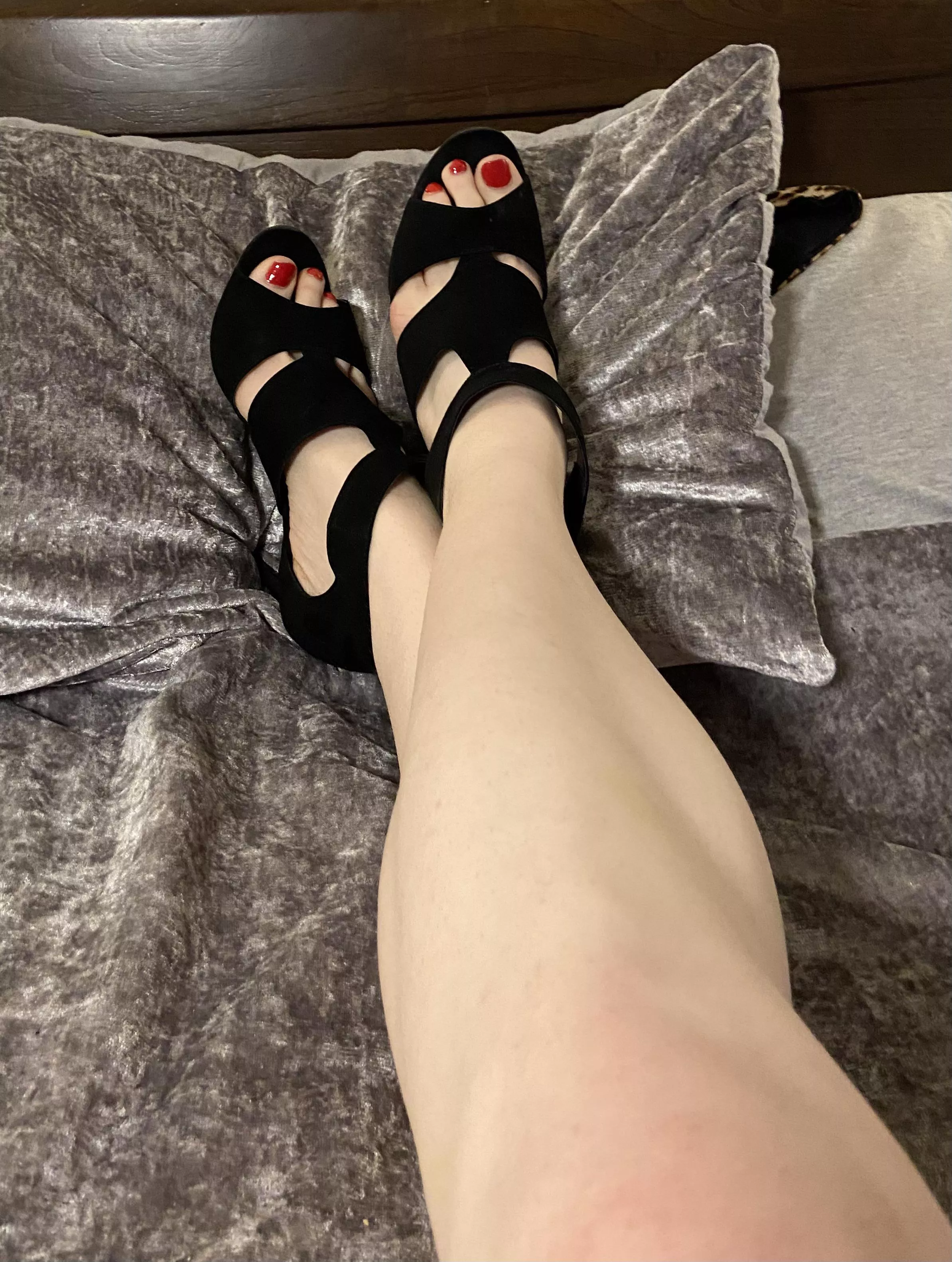 Will you kiss my toes?