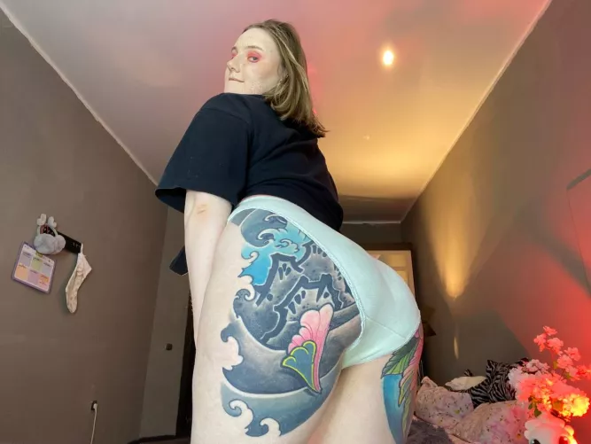Will you make my ass red from spanking? Will you make my ass red from spanking?