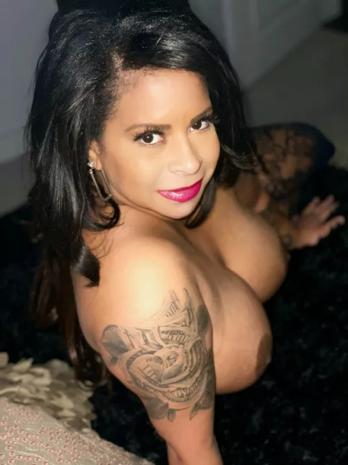 Will you meet me under the mistletoe? (F50)