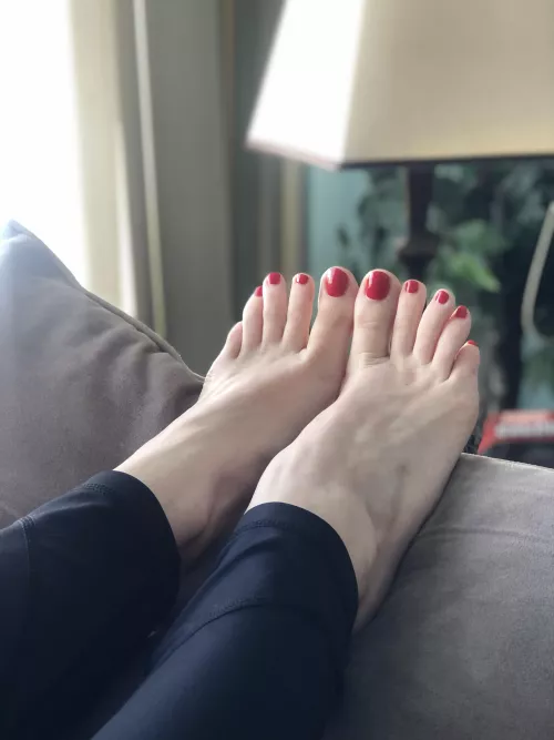 Will you play with my feet while I watch a movie?๐๐ป๐ฅบ