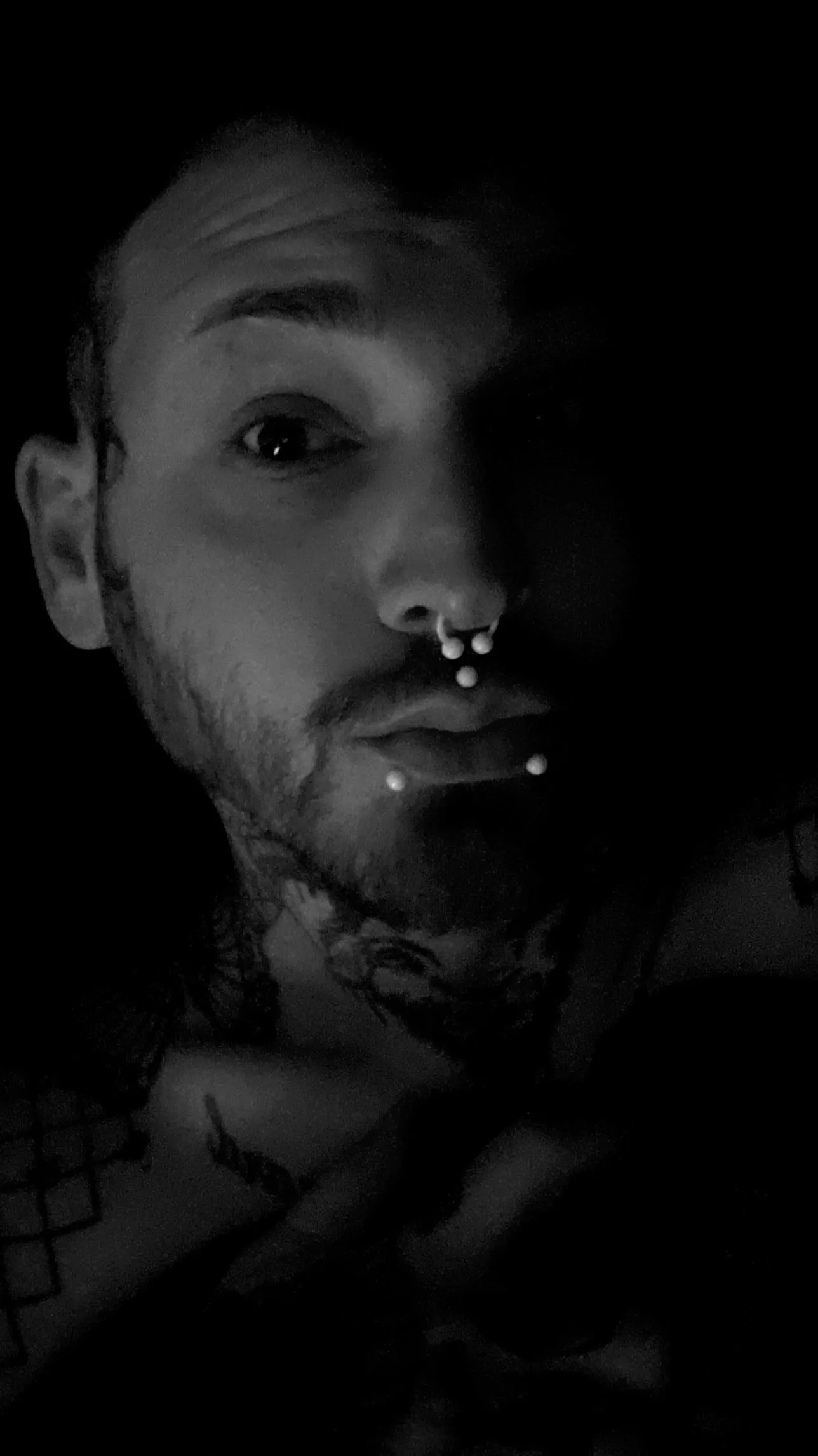 wish I could just stay in bed all day 😅