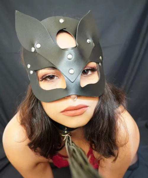 Wish I had a pretty girl to play with ☺️