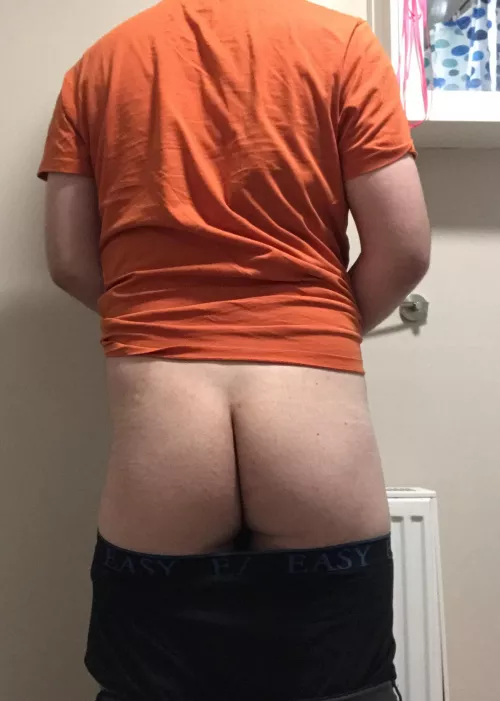 Wish my butt was a bit more plump, but hopefully this fits in here ๐๐ (29 Bi)