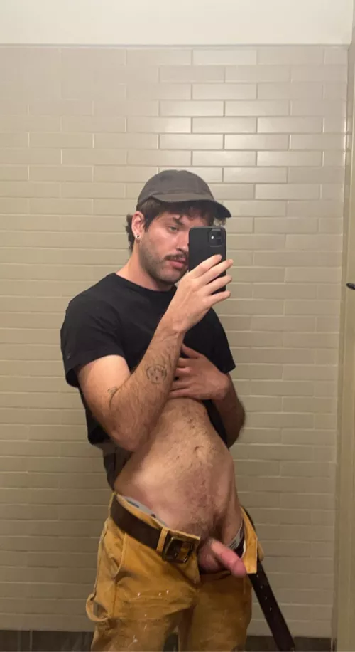 Wish someone would come suck me on my break 🤤